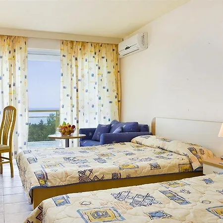 Orhidea 3*